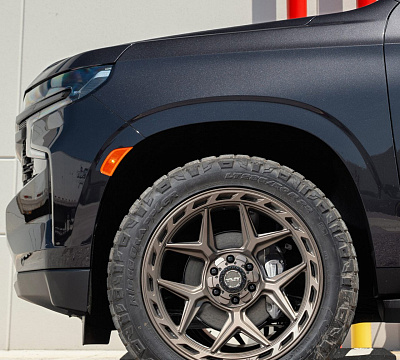 Фото дисков 4PLAY 4P55 на Chevrolet Tahoe V