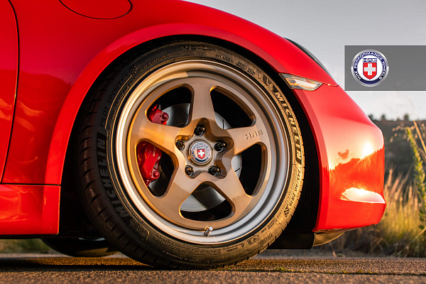Фото дисков HRE 527 Глянцевое темное золото на Porsche Cayman II