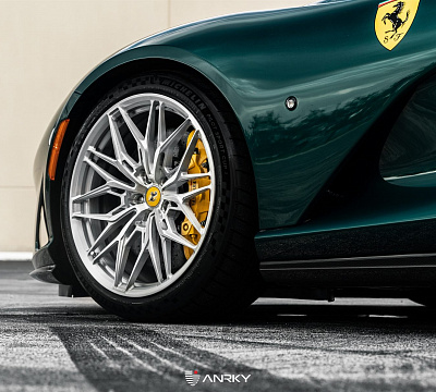 Фото дисков Anrky S1-X1 на Ferrari 812