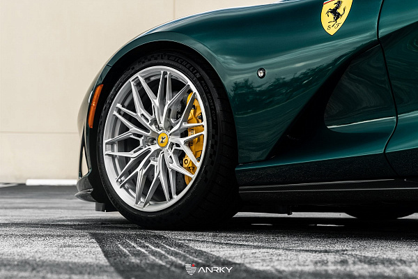 Фото дисков Anrky S1-X1 Глянцевый лак на Ferrari 812