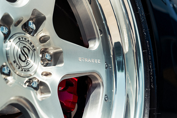 Фото дисков Strasse Wheels S5 Track Глянцевый лак на Toyota Supra A90