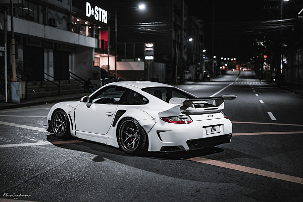 Фото дисков Brixton Forged PF7 Сатиновый темный лак на Porsche 911 VI