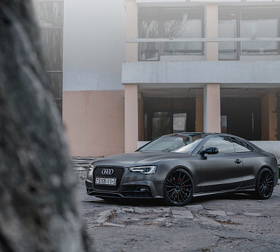 Фото дисков Vossen VFS-2 на Audi A/S/RS 5 (8T)