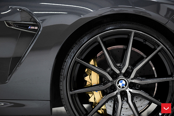 BMW xM8