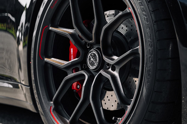 Фото дисков Brixton Forged CM5-RS Черный матовый на Porsche 911 VIII