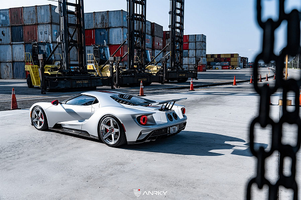 Фото дисков Anrky RS5.3 Глянцевый лак на Ford GT II