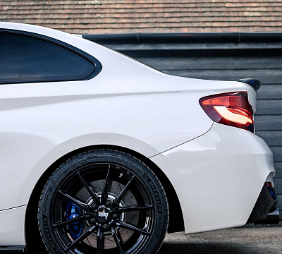 Фото дисков Bola FLC на BMW 2/M2 (F22/F87)