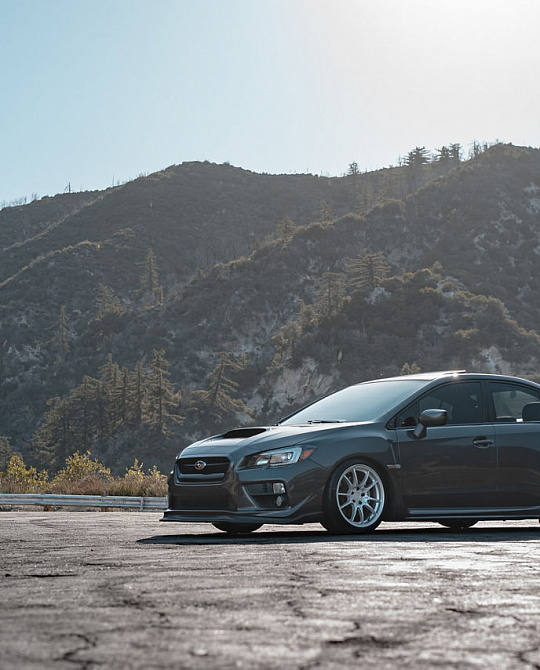 Фото дисков MF412 SS5 Серебро на Subaru WRX VA