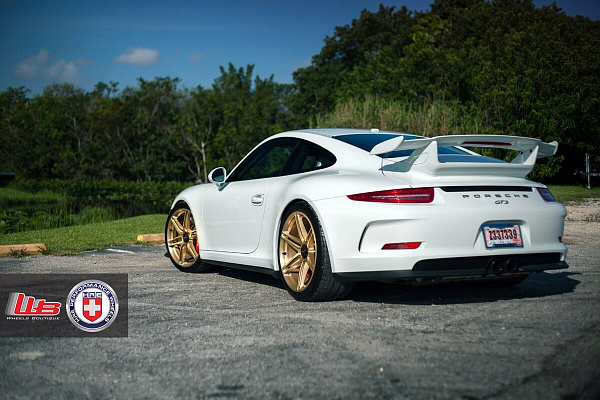 Фото дисков HRE P106 Глянцевое золото на Porsche 911 VII