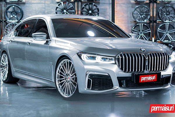 Фото дисков Vossen S17-04 Глянцевый лак на BMW 7 (G11/G12)
