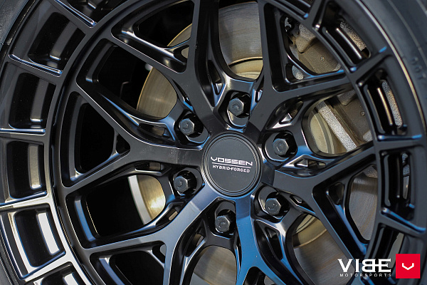 Фото дисков Vossen HFX-1 (6-Lug) Черный глянец на Ram 1500 V