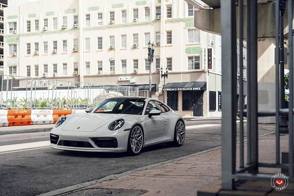 Porsche 992