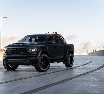 Фото дисков Strasse Wheels SV12M Signature на Ram 1500 V