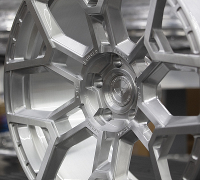 Vossen UV-4
