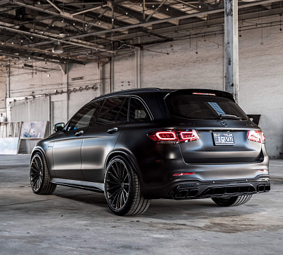 Фото дисков HRE P103 на Mercedes-Benz GLC (X253, C253)