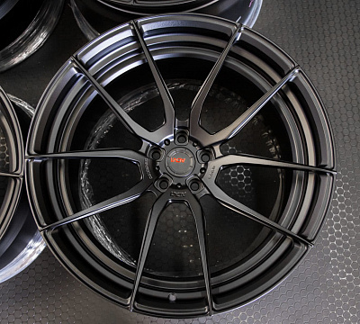 ADV.1 ADV5.0 M.V2 CS