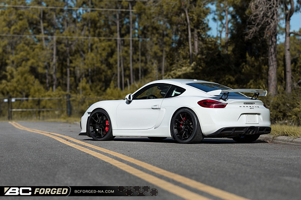 Фото дисков BC Forged RZ10 Черный сатин на Porsche Cayman II