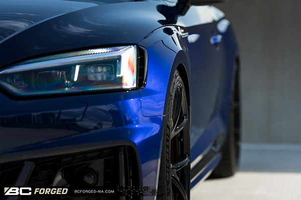 Фото дисков BC Forged RZ05 Черный глянец на Audi A/S/RS 5 (F5)