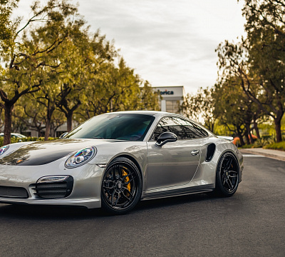 Фото дисков Strasse Wheels SV4 Deep Concave FS на Porsche 911 VII