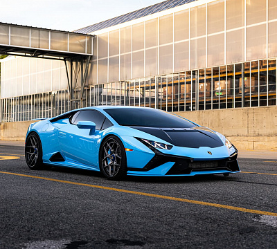 Фото дисков Brixton Forged PF7 на Lamborghini Huracan