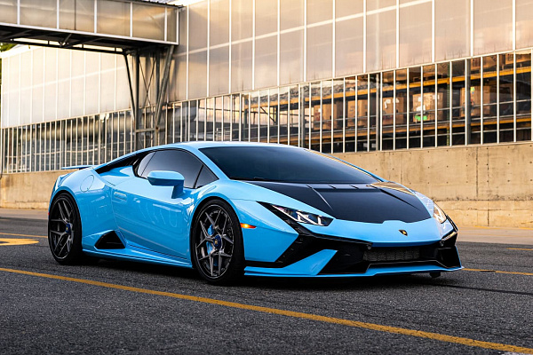 Фото дисков Brixton Forged PF7 Матовый графит на Lamborghini Huracan