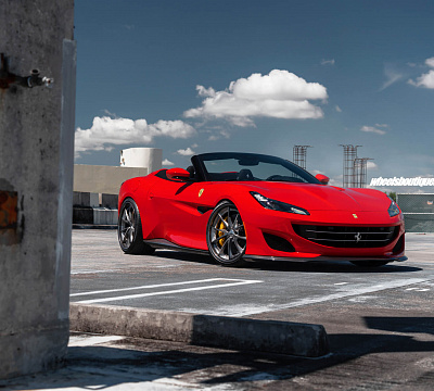 Фото дисков HRE S204 на Ferrari Portofino