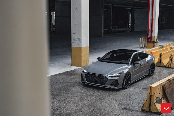 Фото дисков Vossen HF-5 Черный сатин на Audi A/RS 7 (4K)