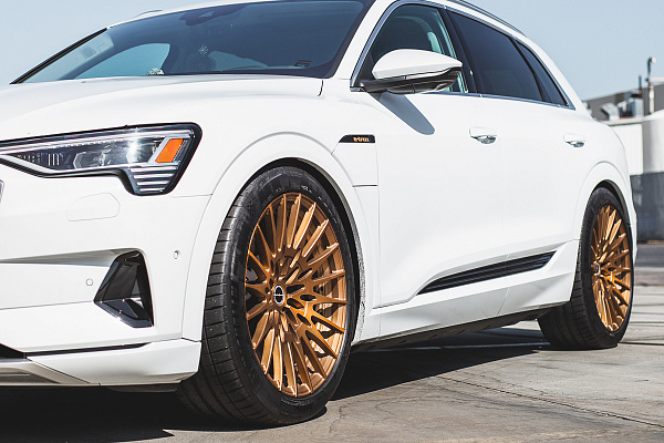 Фото дисков Brixton Forged HS1 Сатиновая медь на Audi E-tron