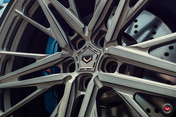 Фото дисков Vossen M-X6 Сатиновый темный лак на BMW 2/M2 (G42/G87)