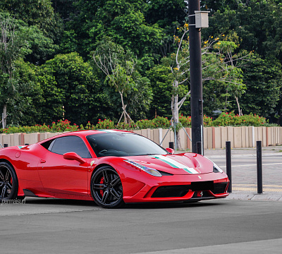 Фото дисков Vossen HF-1 на Ferrari 458