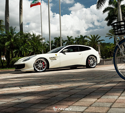 Фото дисков Anrky AN28 на Ferrari GTC4Lusso