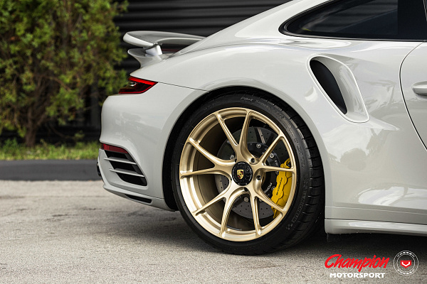 Фото дисков Vossen RS74 Глянцевое золото на Porsche 911 VII