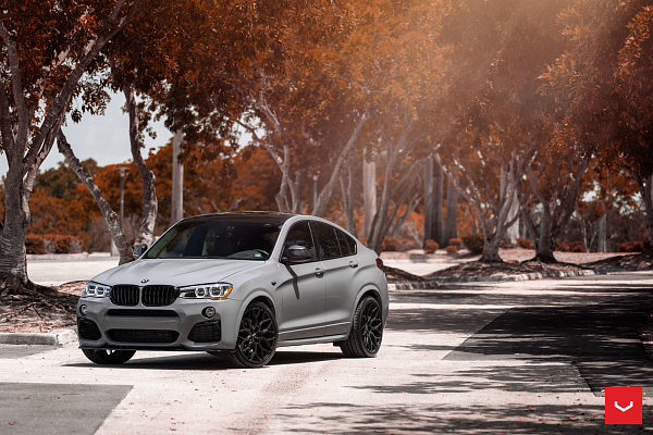 Фото дисков Vossen HF-2 Черный сатин на BMW X4 (F26)