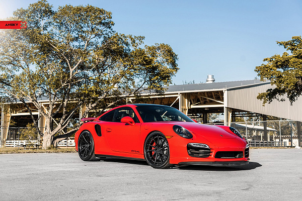 Фото дисков Anrky AN33 Черный сатин на Porsche 911 VII