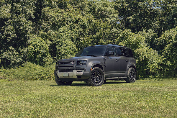Фото дисков Black Rhino ALSTON Черный сатин на Land Rover Defender II
