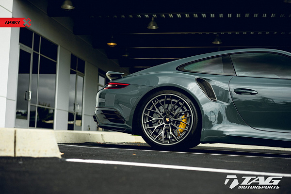 Фото дисков Anrky AN30 Сатиновый графит на Porsche 911 VII