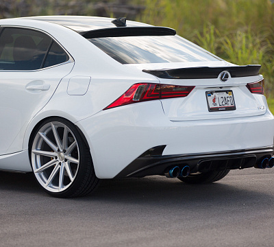 Фото дисков Vossen VFS-10 на Lexus IS II