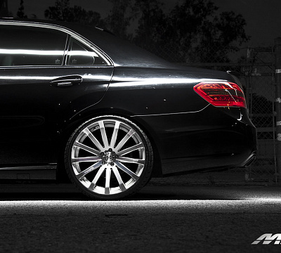 Фото дисков MRR HR9 на Mercedes-Benz E-Class (W212, S212, C207)