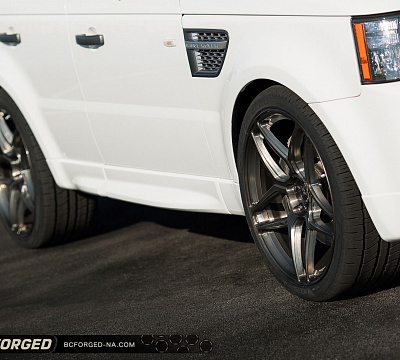 Фото дисков BC Forged RZ053 на Range Rover Sport I