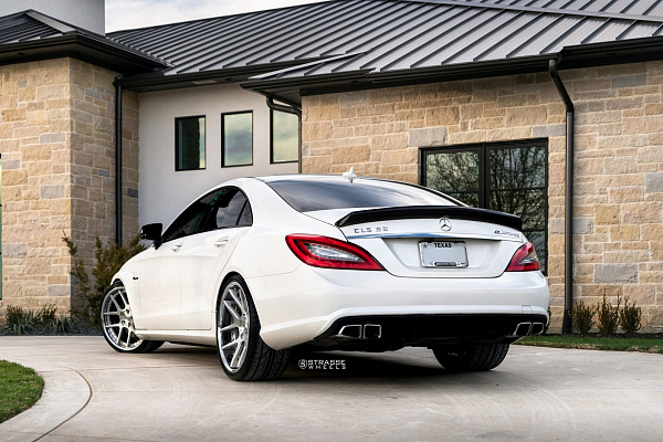 Фото дисков Strasse Wheels SM5 Deep Concave Глянцевый лак на Mercedes-Benz CLS (C218)
