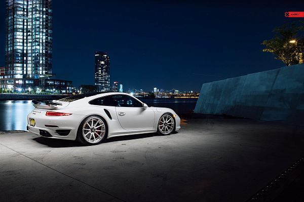 Фото дисков Anrky AN38 Глянцевый лак на Porsche 911 VII