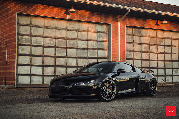 Фото дисков Vossen HF-5 Глянцевый графит на Audi R8 (Typ 42)