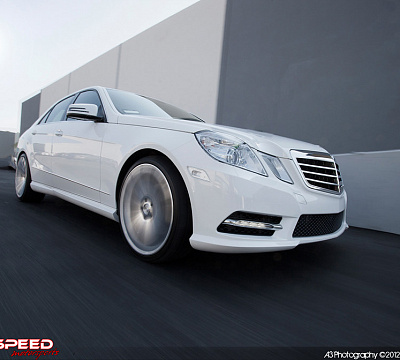 Фото дисков MRR HR9 на Mercedes-Benz E-Class (W212, S212, C207)