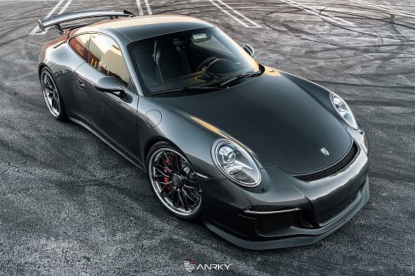 Фото дисков Anrky RS1 Черный глянец на Porsche 911 VII