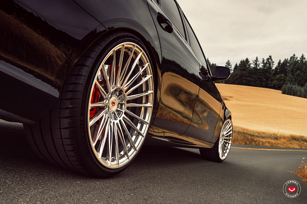 Фото дисков Vossen S17-04 Глянцевый лак на Mercedes-Benz E-Class (W213, S213, C238)
