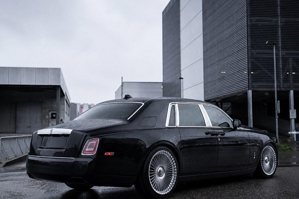 Фото дисков ST Wheels ST5 Полированный лак на Rolls-Royce Phantom