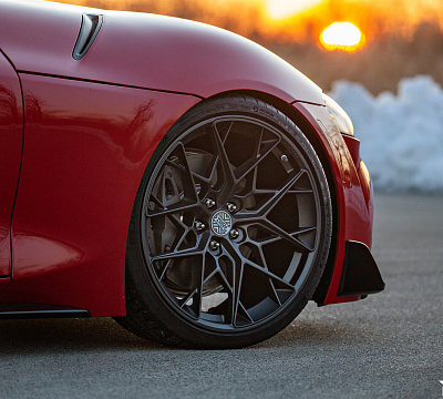 Фото дисков HRE FF10 на Toyota Supra A90