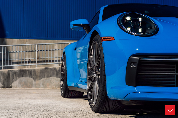 Фото дисков Vossen HF-4T Сатиновый графит на Porsche 911 VIII