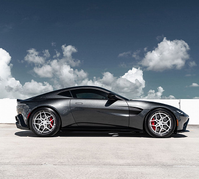 Фото дисков Anrky S3-X4 на Aston Martin Vantage 4