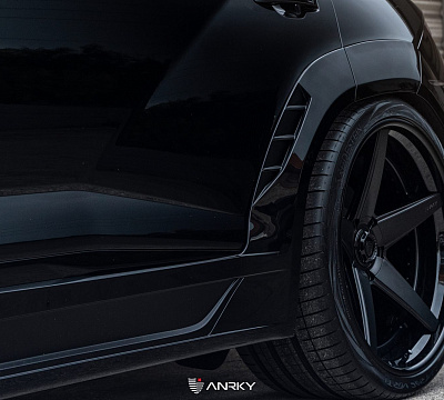 Фото дисков Anrky RS5.3 на Lamborghini Urus